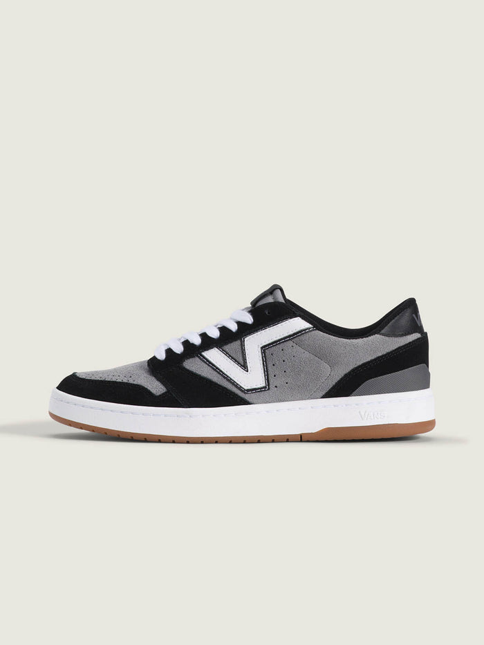 Zapatilla Adulto Lowland 2.0 Negro Vans