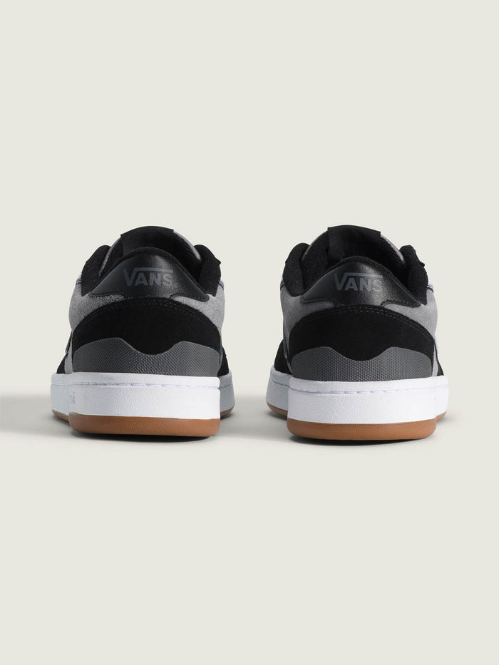 Zapatilla Adulto Lowland 2.0 Negro Vans