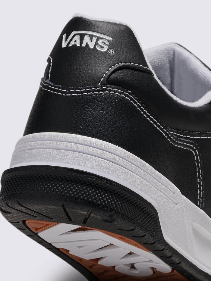 Zapatilla Adulto Upland Negro Vans