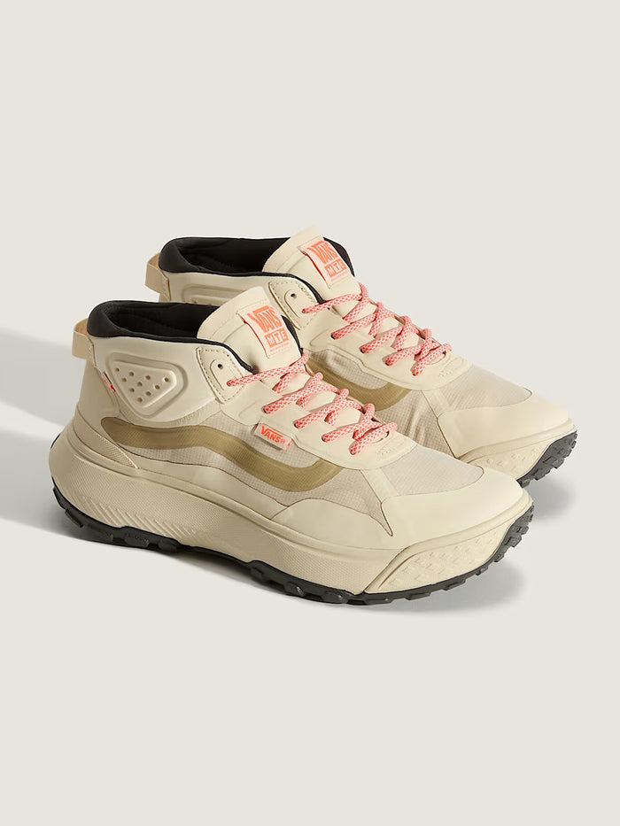 Zapatilla Mujer MTE Crosspath Mid Beige Vans