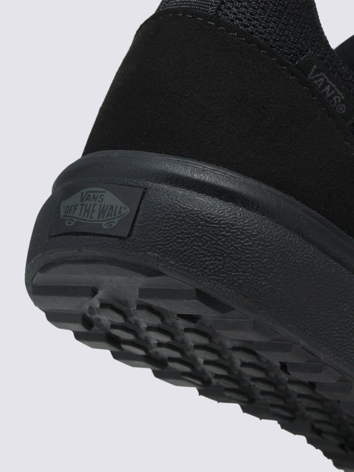 Zapatilla Adulto Ultrarange Rapidweld Negro Vans